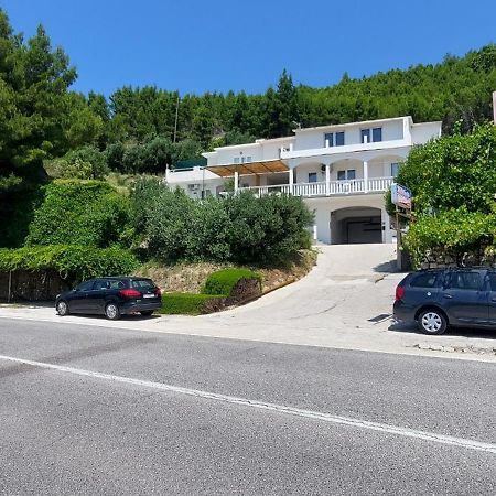 Apartments Dana Omiš Exteriér fotografie